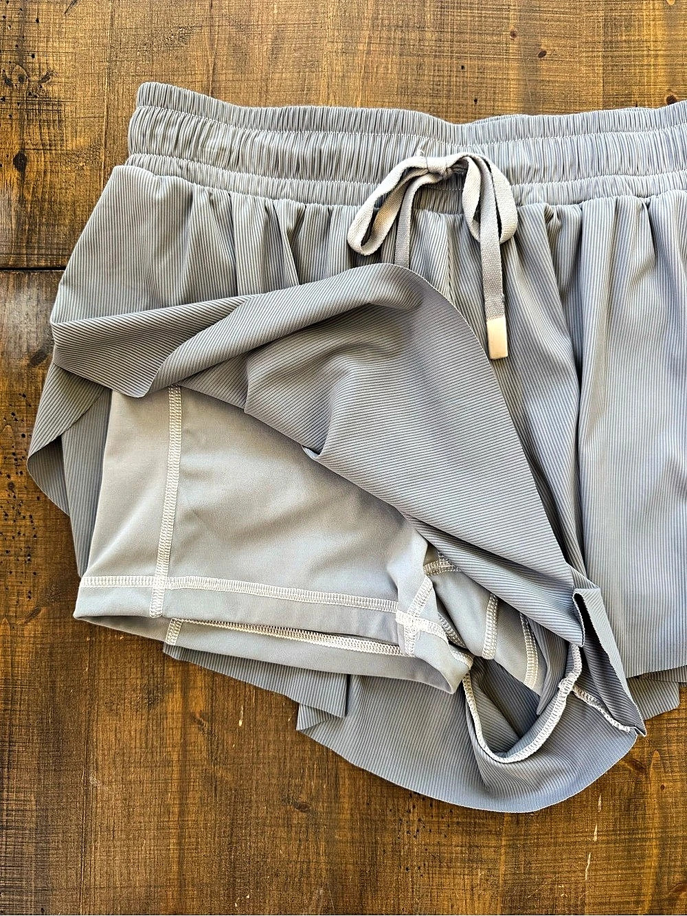 JoyLab Pleated Gray Athletic / Running Shorts Like New - Picture 4 of 6
